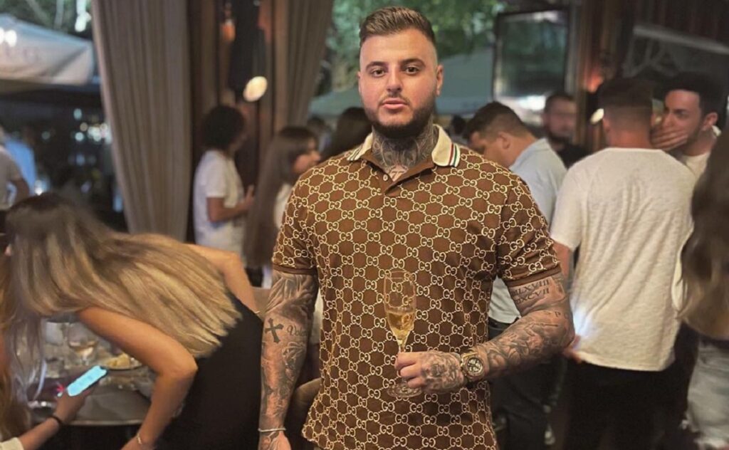 Cum arată mama "Prințișorului Craiovei"