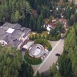 Locul în care Vladimir Putin şi-a ascuns iubita care are 39 de ani. Palatul secret, de 110 milioane de euro, aflat într-o zonă cu acces interzis!