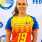 Instagram Adelina Ungureanu