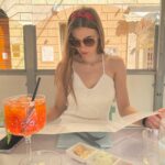 Instagram Adelina Ungureanu