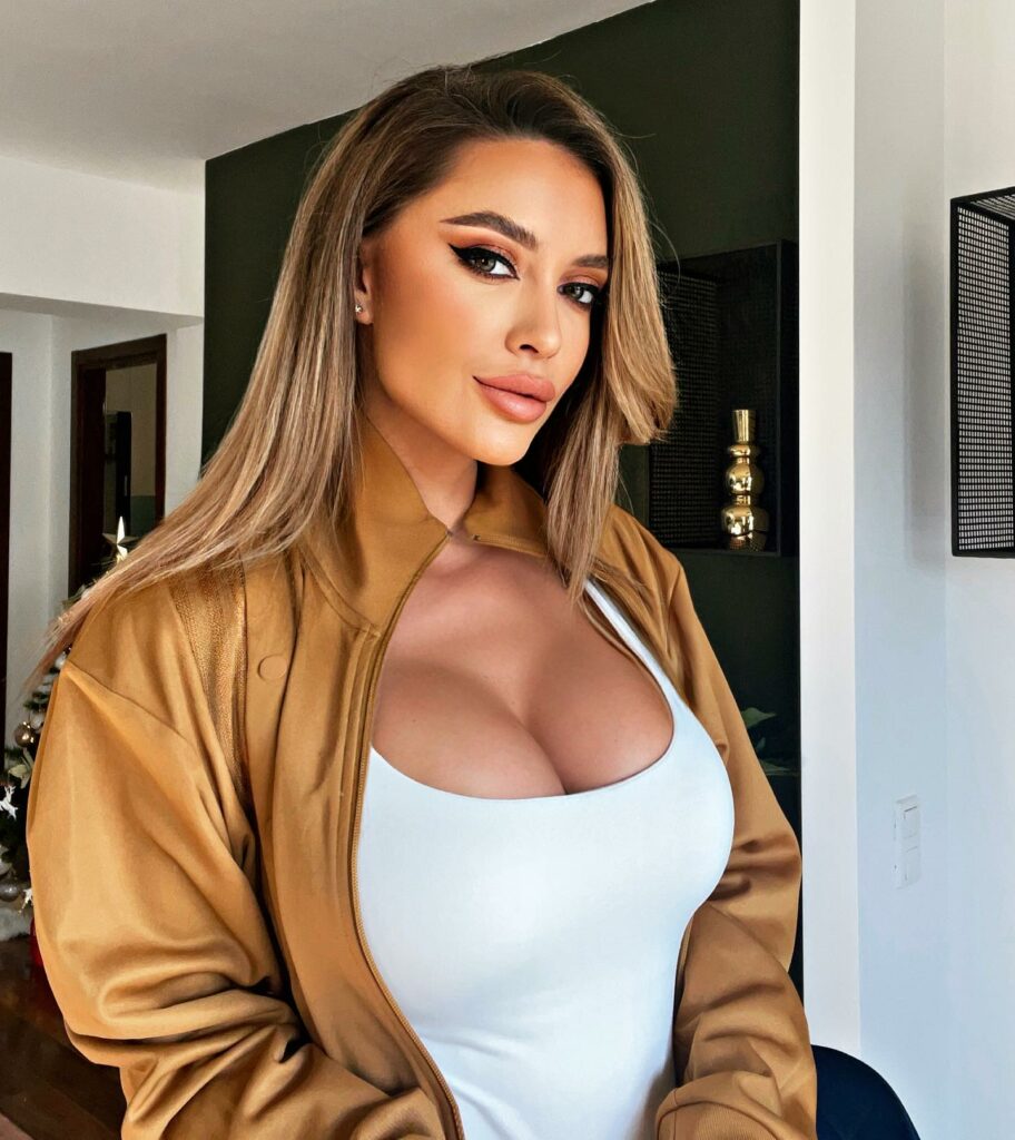 Instagram Andreea Roşca
