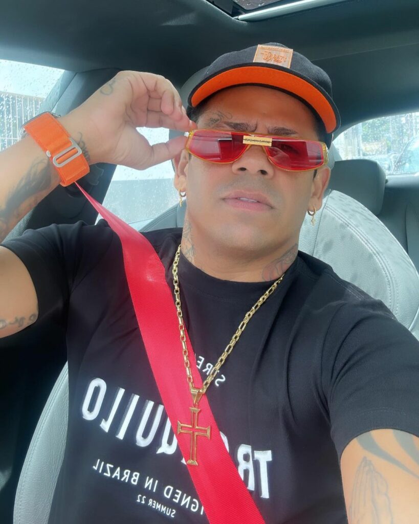 Cum a ajuns să arate şi cu ce se ocupă Elton, fostul „magician” de la FCSB. Imagine virală alături Cristiano Ronaldo: „O legendă!”