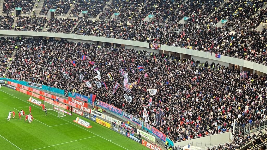 Fanii au luat cu asalt Arena Naţională la FCSB – CFR Cluj! Peste 40.000 de suporteri ai roş-albaştrilor au umplut tribunele la derby
