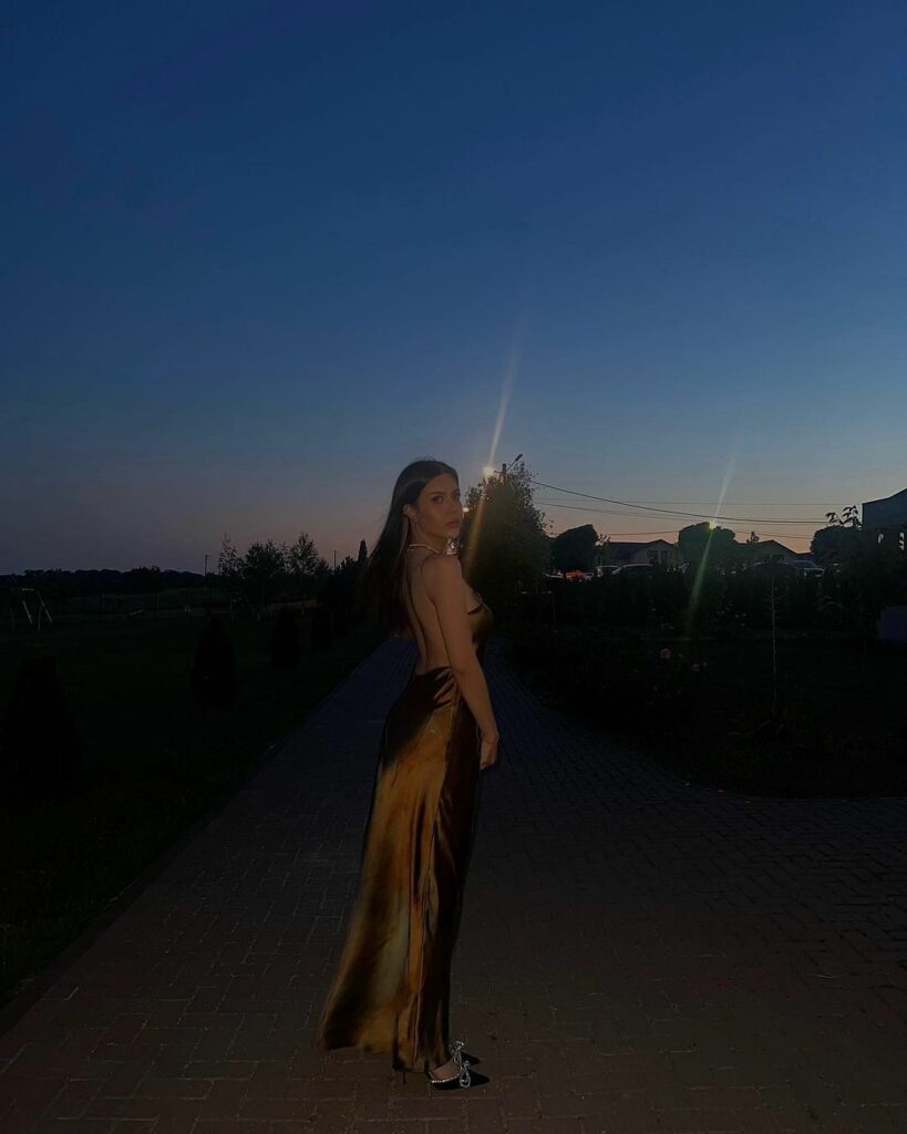 Alessia Năstase, fiica lui Ilie Năstase, a împlinit 20 de ani. Cât de frumoasă este şi cu ce se ocupă