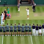 Momentul în care Novak Djokovic s-a prăbuşit emoţional, după finala pierdută la Wimbledon. „Nole” nu a mai rezistat!