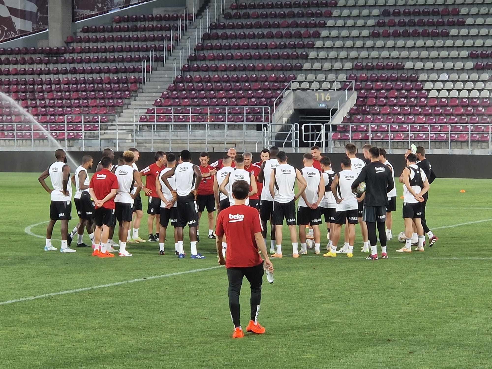 Antrenament Besiktas în Giuleşti