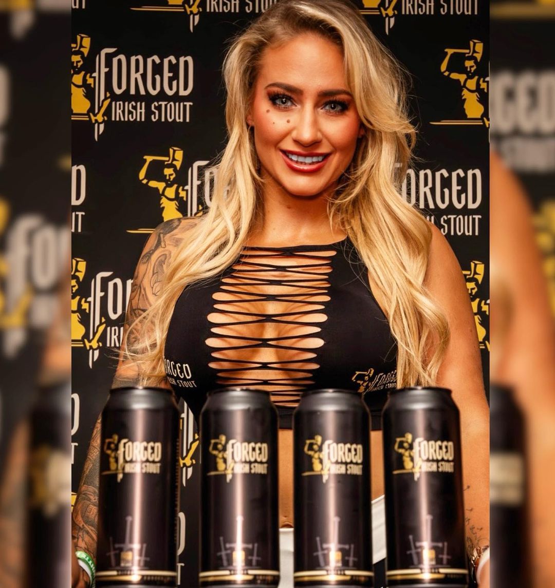 Cum arată femeia cu care Conor McGregor e acuzat că și-a înselat soția după gala de sâmbătă