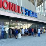 Cozi uriaşe la Stadionul Steaua