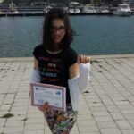 Cât de frumoasă este Alisa, nepoata lui Emeric Ienei. Tânăra întoarce toate privirile. Şi mama ei arată uimitor la 47 de ani