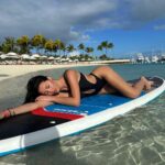Miss România, apariție răvășitoare pe iahtul fiului unui milionar român. Puștiul de bani gata poartă un ceas de 250.000 de euro