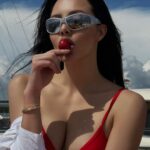 Miss România, apariție răvășitoare pe iahtul fiului unui milionar român. Puștiul de bani gata poartă un ceas de 250.000 de euro