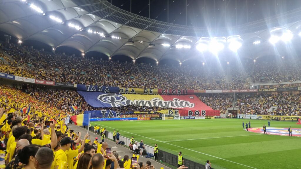 Atmosferă fabuloasă la România – Israel! Momente emoţionante în timpul intonării imnului