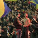 Imagine virală în tribunele Arenei Naţionale, la meciul România – Elveţia! Ce a putut avea tatuat un suporter în dreptul inimii!
