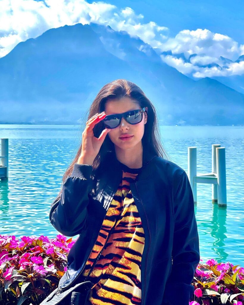 Instagram Ileana Lazariuc