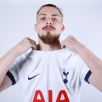 Radu Drăguşin, în tricoul lui Tottenham