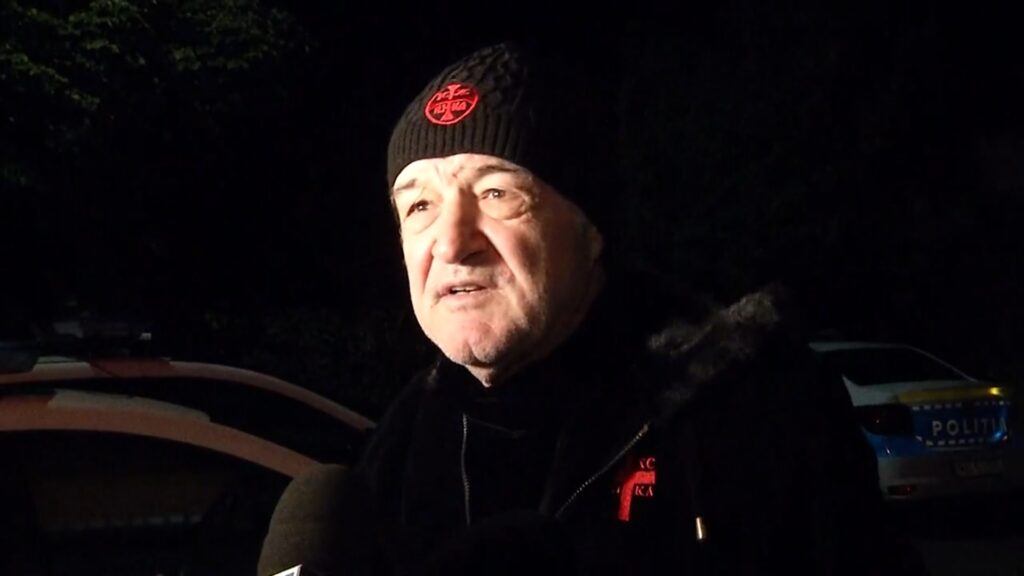 Cât a ajuns să coste fesul cu model călugăresc de care milionarul Gigi Becali nu se mai desparte! Suma este surprinzătoare
