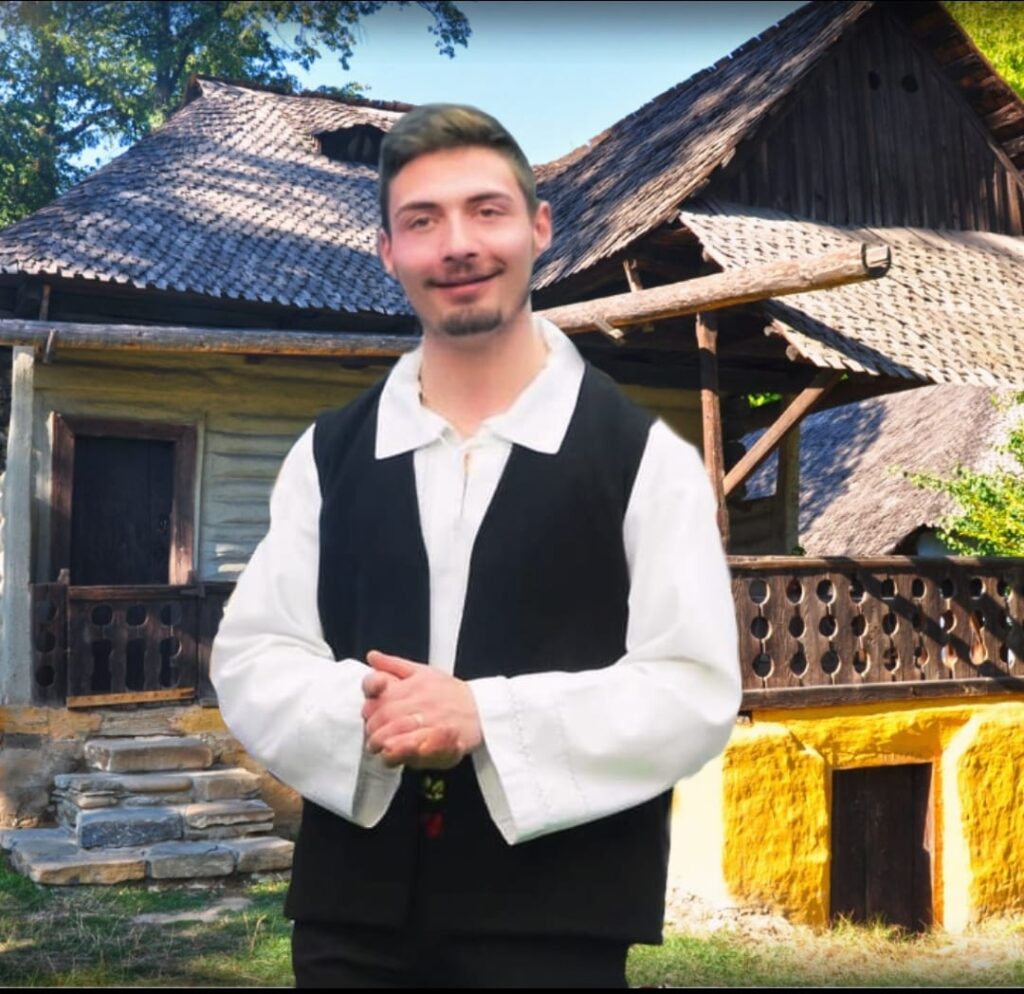 Surpriză totală! „Fiul” lui Gigi Becali are o nouă meserie! Cu ce se ocupă şi cum arată acum băiatul de care milionarul din Pipera a avut grijă