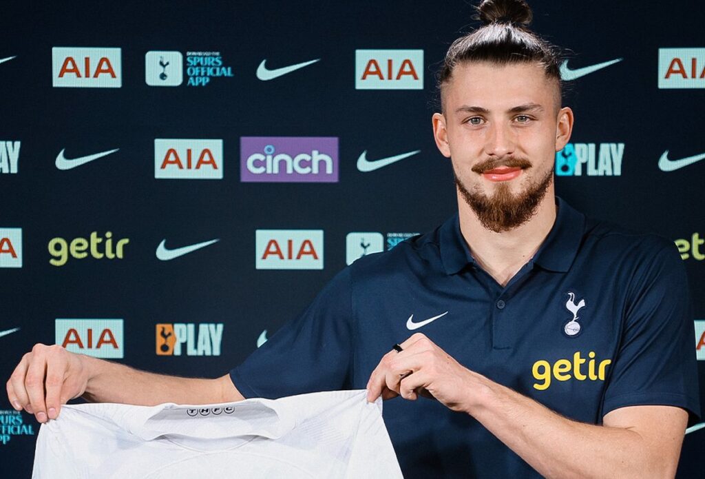 OFICIAL | Românul Radu Drăguşin este noul jucător al lui Tottenham! S-a făcut transferul URIAŞ de 30 de milioane de euro