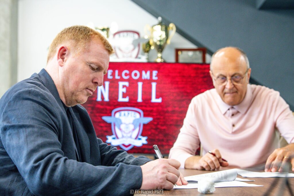Neil Lennon e noul antrenor al Rapidului! Anunţul oficial făcut de giuleşteni