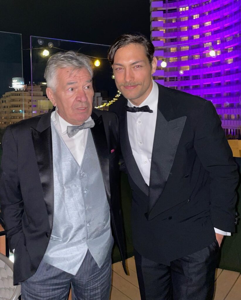 Transformarea uimitoare a lui Toto Dumitrescu! Cum arată acum fiul lui Ilie Dumitrescu, ce are altă carieră faţă de tatăl lui