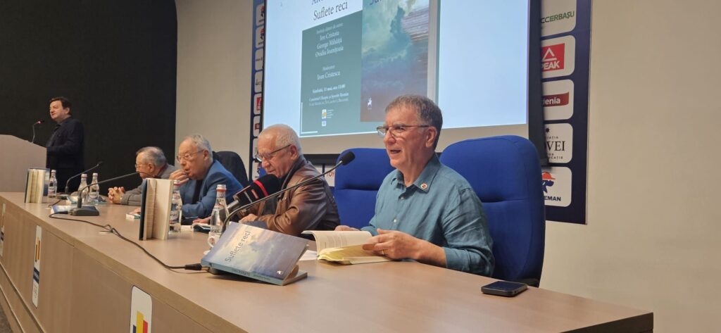 Valeriu Argăseală şi-a lansat noul volum de poezii! Mihai Stoica a fost prezent la eveniment