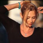Cât de frumoasă e, la 44 de ani, fosta iubită a lui Adrian Mutu, dispărută din viaţa publică! A trecut printr-un divorţ dureros!