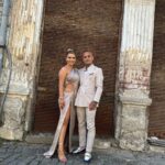 Ce poate să facă Alex Mitriţă alături de soţia lui, în timp ce România scrie istorie în Germania. Alessia, apariţie provocatoare