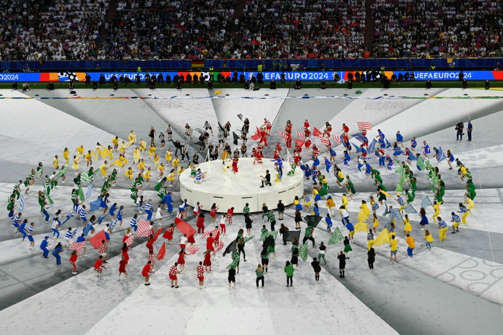 Ceremonia de deschidere a EURO 2024 a fost impresionantă! Fanii germani, spectacol total în tribune
