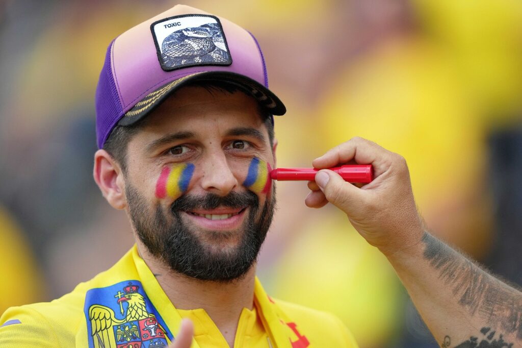 Atmosferă de senzație la Slovacia – România! Fanii naționalei au făcut spectacol încă de la intonarea imnului!