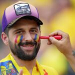 Atmosferă de senzație la Slovacia – România! Fanii naționalei au făcut spectacol încă de la intonarea imnului!