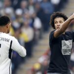 Scene incredibile la începutul finalei Champions League! Un fan a intrat pe teren şi şi-a făcut selfie cu Jude Bellingham