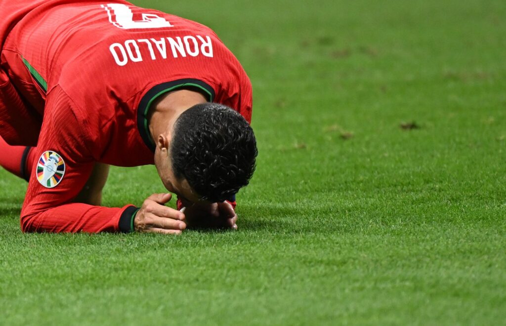 Portugalia – Slovenia 3-0 (d.l.d). Cristiano Ronaldo a izbucnit în plâns după un penalty ratat. Diogo Costa, eroul portughezilor