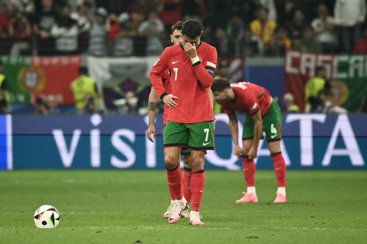 Portugalia – Slovenia 3-0 (d.l.d). Cristiano Ronaldo a izbucnit în plâns după un penalty ratat. Diogo Costa, eroul portughezilor