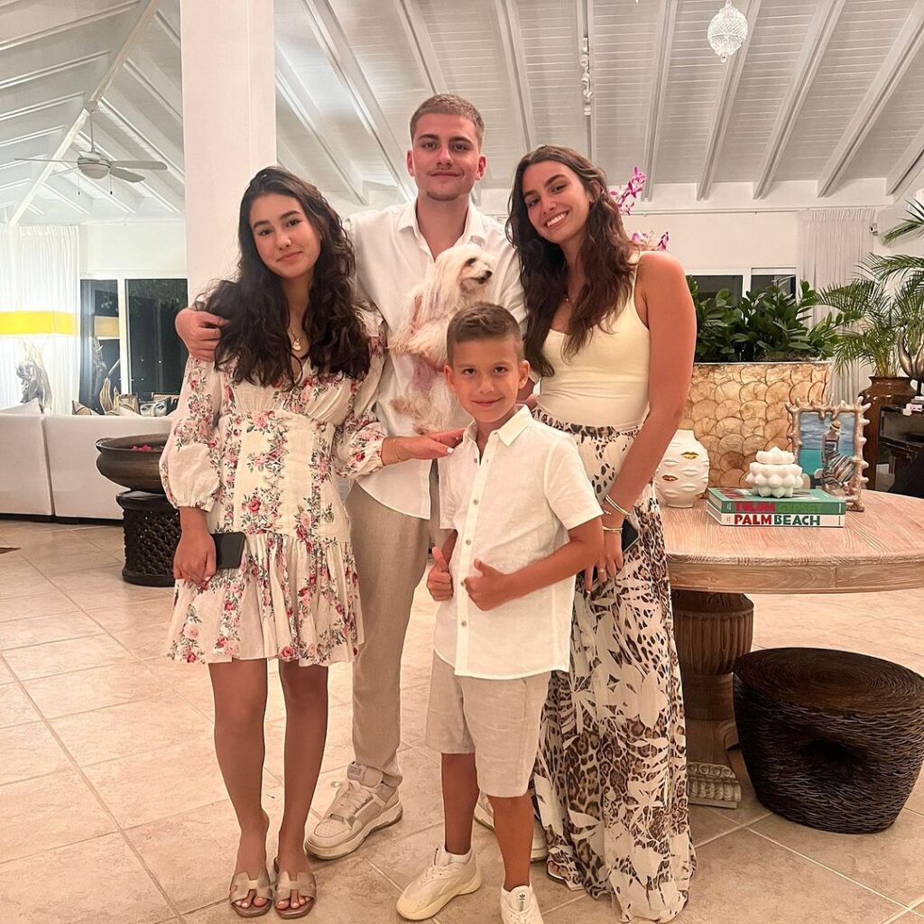 Cu ce se ocupă fiica cea mare a lui Adrian Mutu! Detalii rare despre Adriana: „Vine în România!”