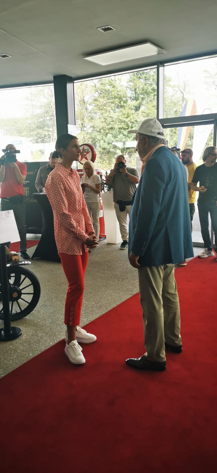 Ionela Cozmiuc a primit noua maşină de la Ion Ţiriac! Cum arată premiul campioanei mondiale