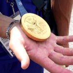 Cum arată palmele campionilor olimpici Andrei Cornea şi Marian Enache