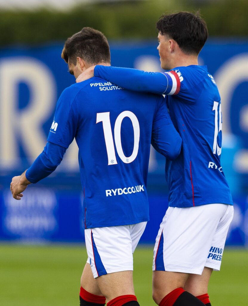 Ianis Hagi, „dublă” şi pasă de gol pentru Rangers B! Fiul lui Gică Hagi a adus victoria echipei sale
