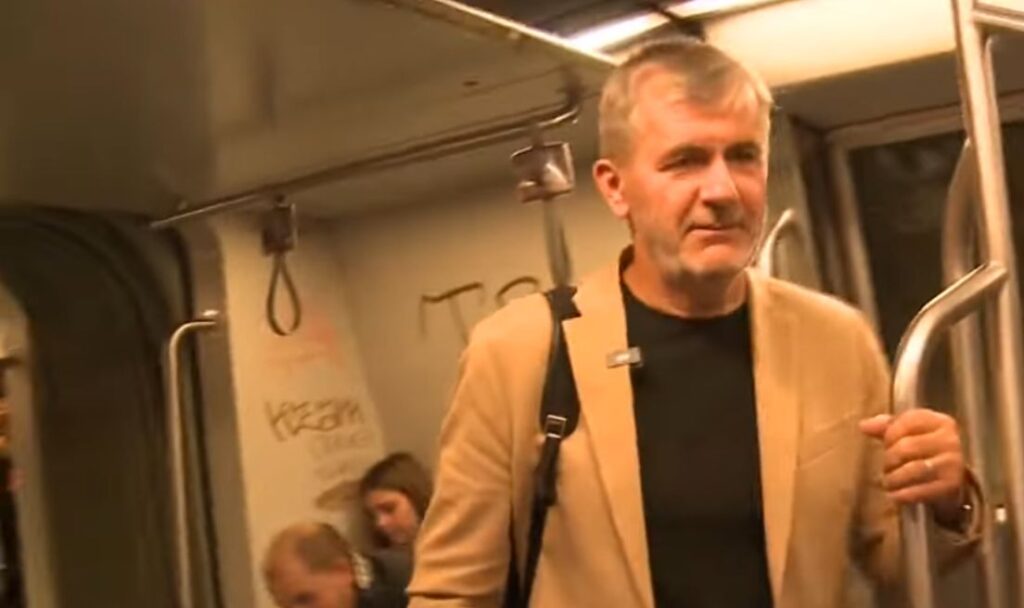 Valeriu Iftime, la metrou / captura primasport.ro