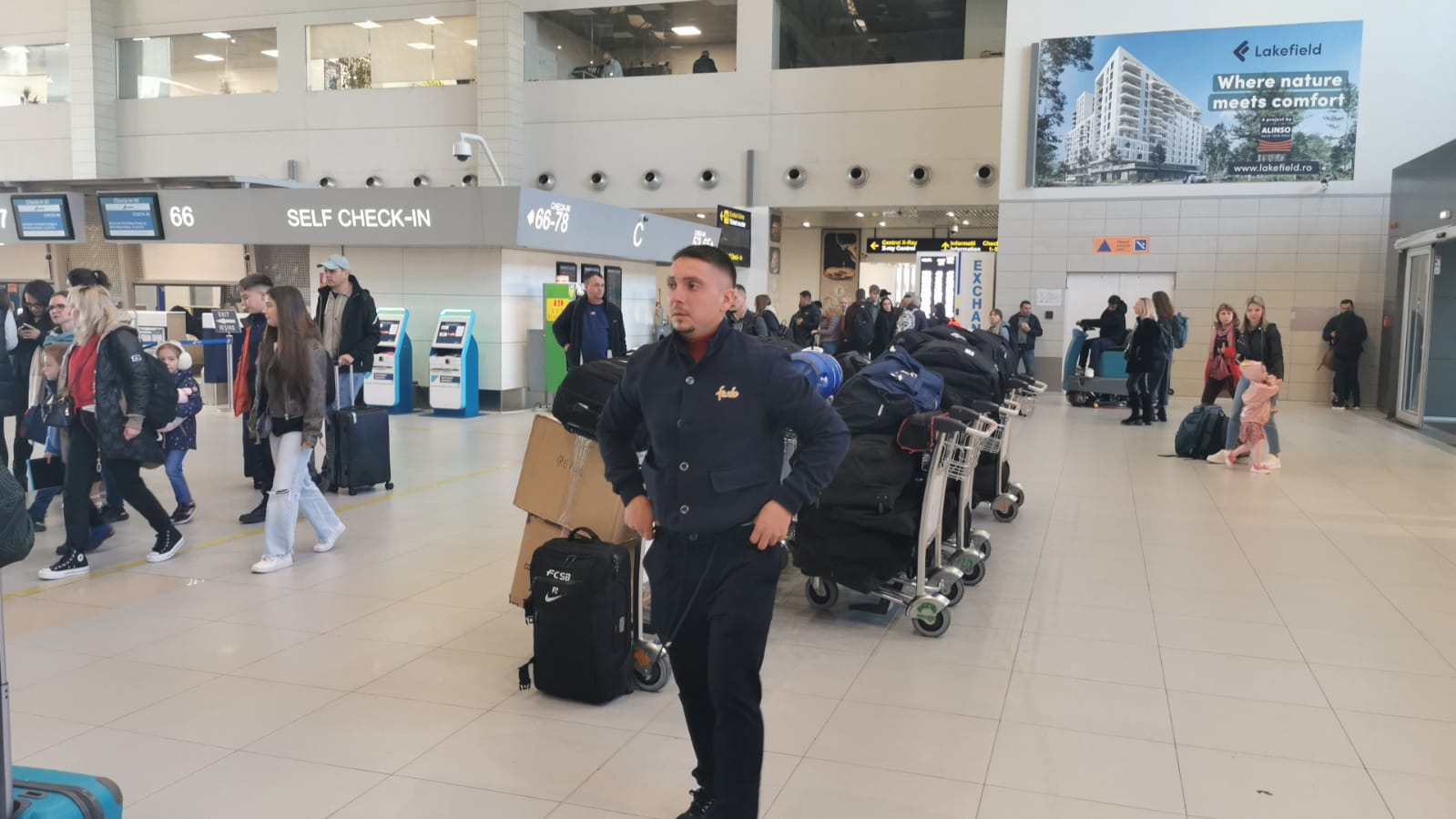 Avionul cu care FCSB trebuia să plece în Scoţia s-a defectat