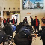 FCSB a plecat în Scoţia cu două ore întârziere, după ce avionul s-a defectat! Imagini cu Pintilii şi Charalambous