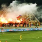 În Cipru, ca în România! Fanii tricolorilor au luat cu asalt tribunele. Imnul României a răsunat la Larnaca