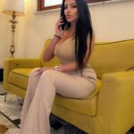 Instagram Qeqa Krelani