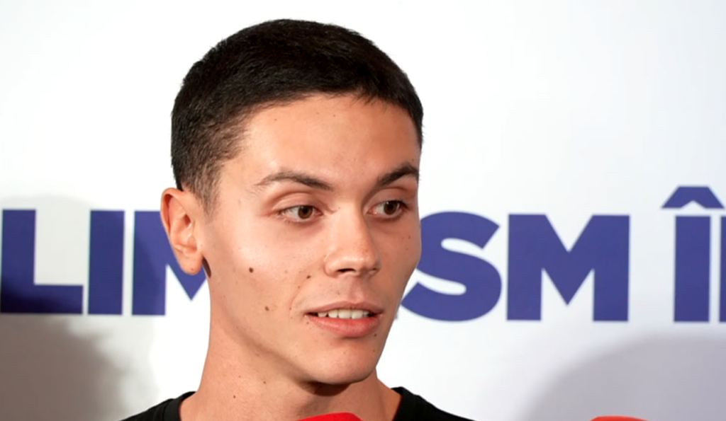 David Popovici, implicat într-un fake news legat de Călin Georgescu! Reacţia tranşantă a campionului olimpic