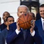 Campioana Boston Celtics a fost primită de Joe Biden la Casa Albă: „Aţi format una dintre cele mai puternice echipe din istorie”