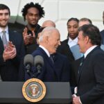 Campioana Boston Celtics a fost primită de Joe Biden la Casa Albă: „Aţi format una dintre cele mai puternice echipe din istorie”