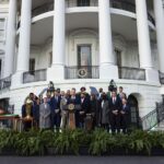 Campioana Boston Celtics a fost primită de Joe Biden la Casa Albă: „Aţi format una dintre cele mai puternice echipe din istorie”
