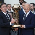 Campioana Boston Celtics a fost primită de Joe Biden la Casa Albă: „Aţi format una dintre cele mai puternice echipe din istorie”