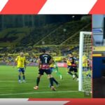 Kosovarul Vedat Muriqi a fost eliminat după ce a fost surprins de VAR că i-a arătat semne obcene unui adversar