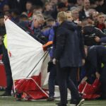 Imagini horror la Olanda – Ungaria! Adam Szalai a fost resuscitat, după ce s-a prăbuşit lângă banca de rezerve