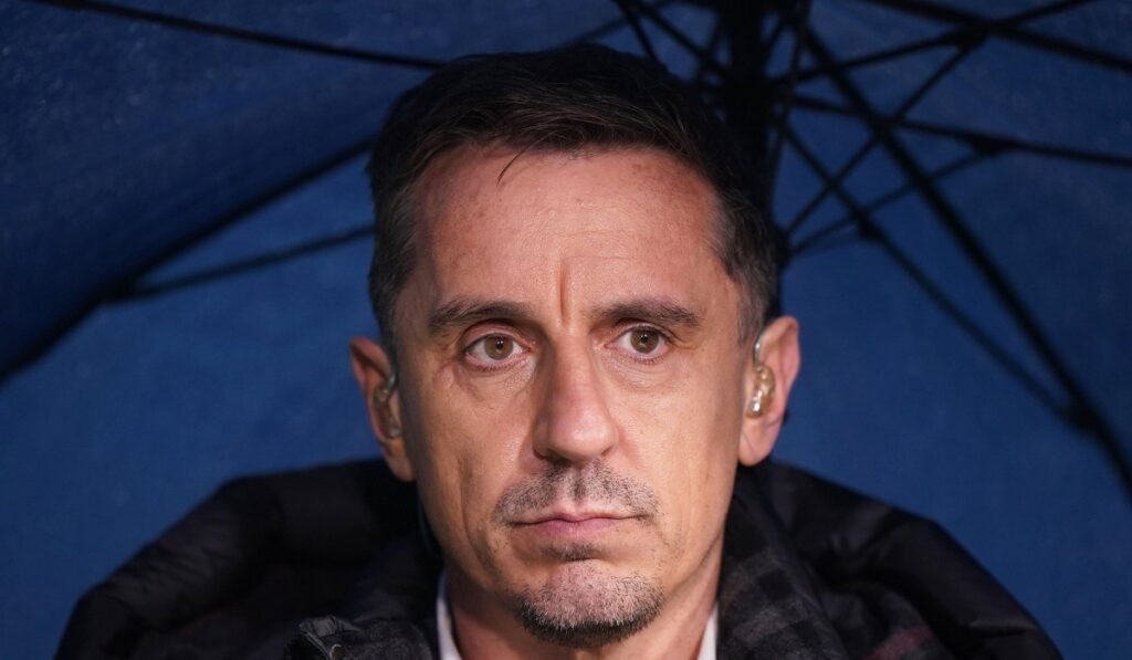 Gary Neville, în timpul unui interviu
